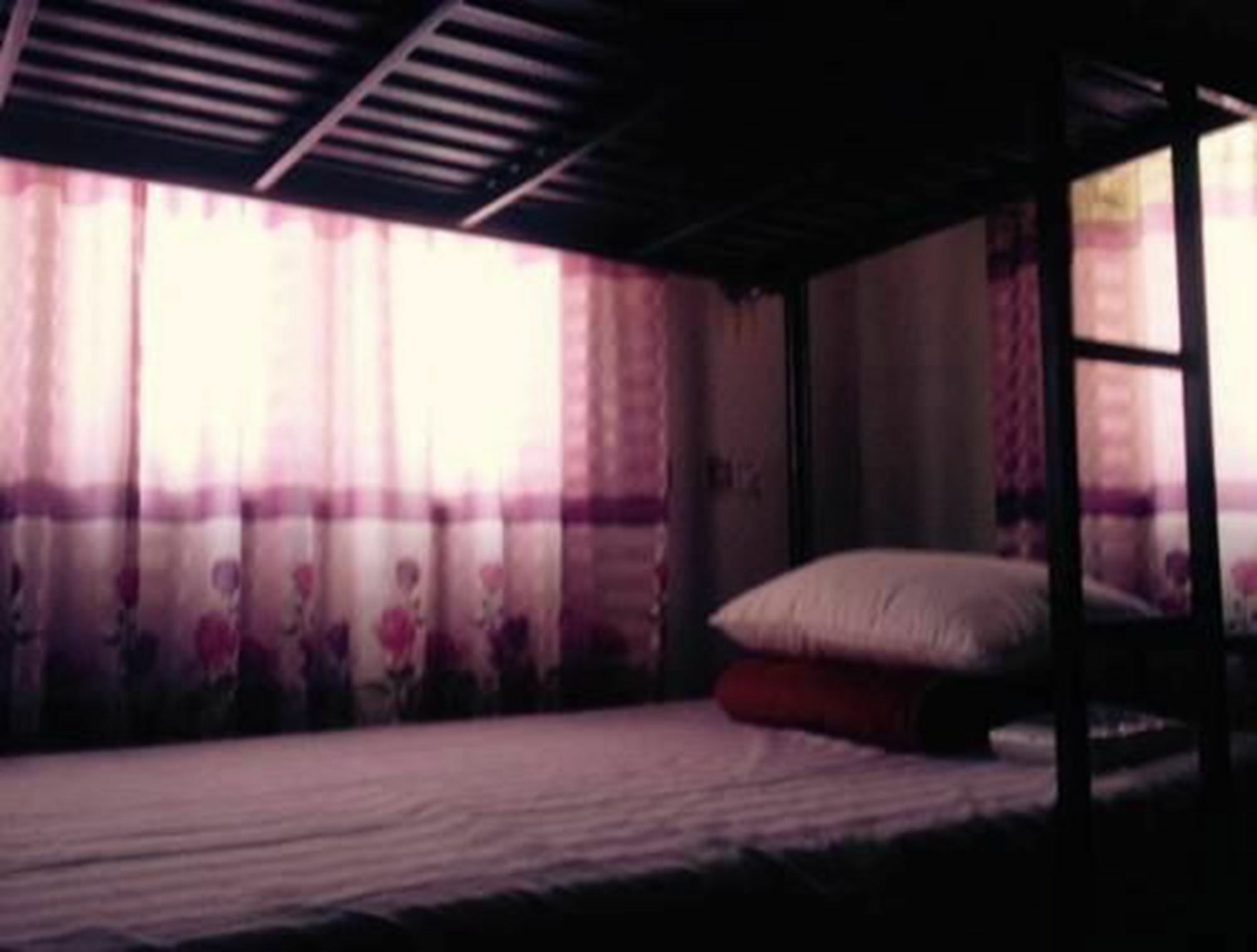 Lux Pillow Hostel Nyaung-U Exterior foto